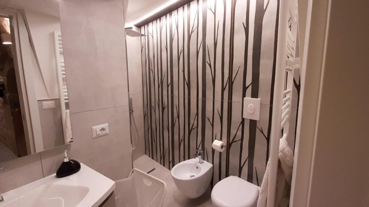 B&B Il Castello Suite 焦维纳佐 外观 照片